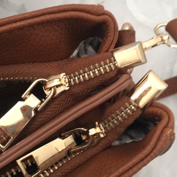 Brown Miztique purse - Picture 8 of 8